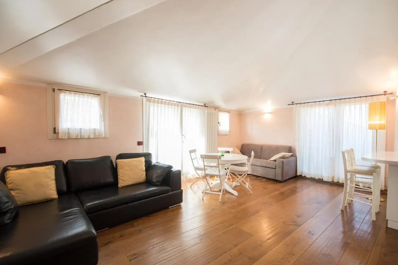 Savoia E Jolanda Apartments Venedig