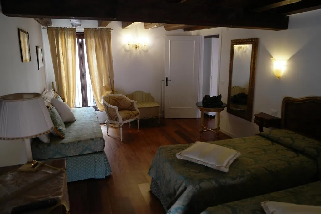 Savoia E Jolanda Apartments Venedig